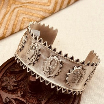 Ghana Cuff