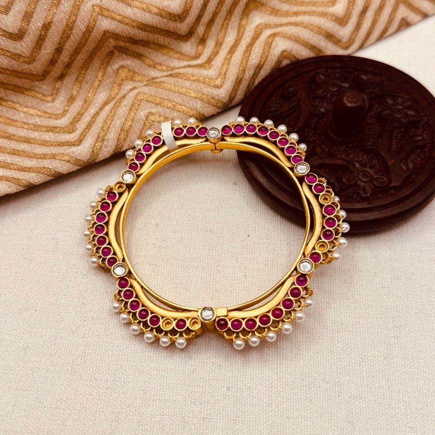 Kayra Pearl Bangle